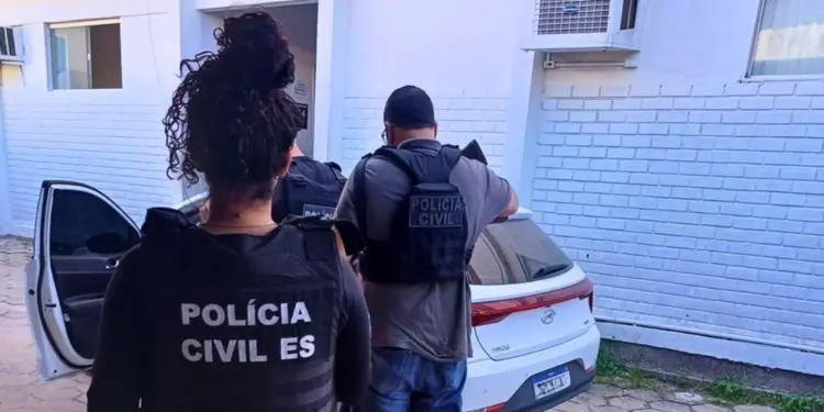Mantenópolis: homem que estuprou a própria sobrinha por 5 anos é preso, após ameaçá-la por chamada de vídeo - Foto: PCES