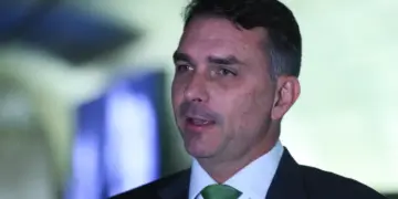 Deputados pedem investigação sobre relação entre Vorcaro e Flávio - Foto: Lula Marques/Agência Brasil