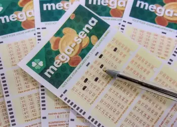 Mega-Sena 3.008: Confira as dezenas sorteadas nesta quinta-feira (14) -Foto: Agência Brasil