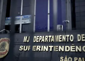 Operação Compliance Zero: Pai de dono do Banco Master é preso em nova fase da investigação