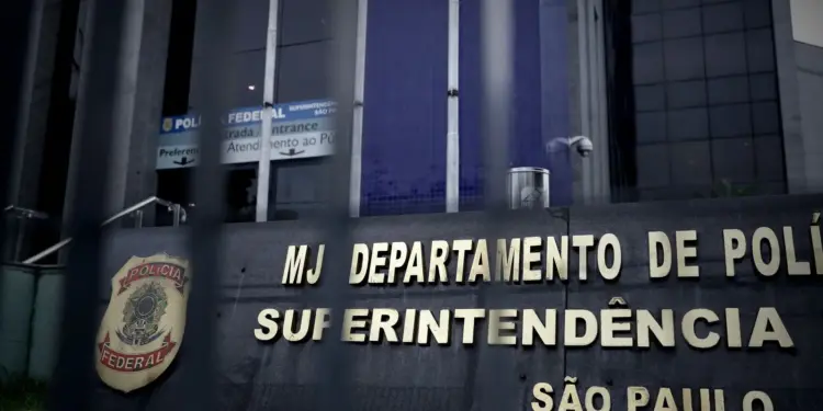 Operação Compliance Zero: Pai de dono do Banco Master é preso em nova fase da investigação - Foto: Agência Brasil