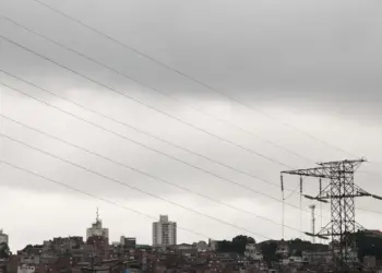 Alerta de Temporais e Queda de Temperatura em SP: Defesa Civil emite aviso para este fim de semana e início da próxima semana