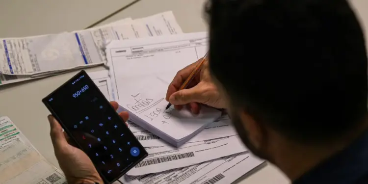 Caixa já renegocia R$ 820 milhões em dívidas do Desenrola Brasil e investe R$ 5,9 bilhões em tecnologia