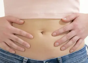 Maio Roxo: Diarreia e Dor Abdominal Persistentes Podem Ser Sinais de Doenças Inflamatórias Intestinais - Foto: Reprodução/Agência Brasil