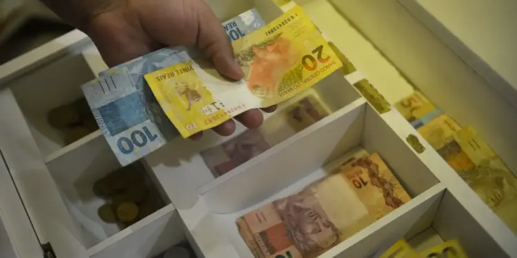 MEI: Última Chamada para Declaração Anual! Prazo Final em 31 de Maio Evita Multas Pesadas - Foto: Reprodução/Agência Brasil