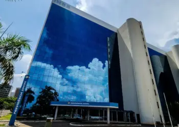 STF Rejeita Último Recurso e Fecha Caminho para Revisão de Aposentadorias do INSS - Foto: Reprodução/Agência Brasil