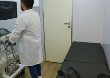 Saúde Mental Infantil em Foco: Nova Lei do SUS Garante Atendimento Especializado para Crianças e Adolescentes - Foto: Agência Brasil