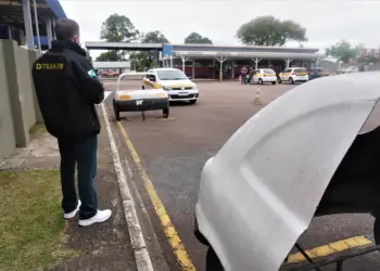 Seguro de carro particular cobre aulas de direção e prova para CNH? Entenda os riscos - Foto: Reprodução