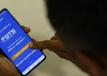 Novo Desenrola Brasil: Use até R$ 1 Mil do FGTS para Quitar Dívidas a Partir de Hoje - Foto: Reprodução/Agência Brasil