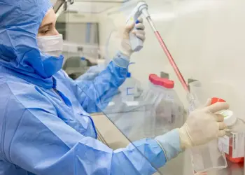Células-tronco revolucionam tratamento contra complicações graves do transplante de medula óssea no Brasil - Foto: Reprodução