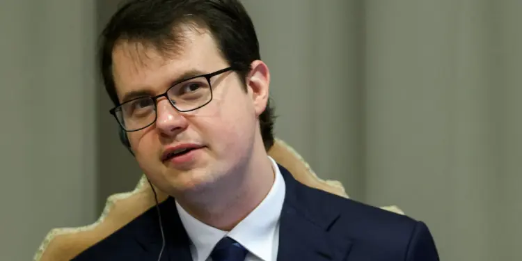 Fundador da Anthropic alerta no Vaticano: IA não pode ser monopólio das Big Techs e exige supervisão global - Foto: Reprodução