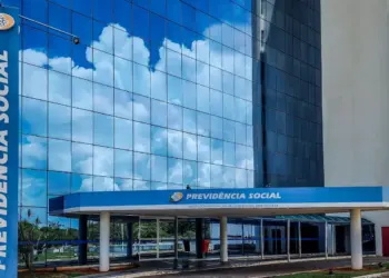 Vazamento Massivo no INSS Expõe 2,8 Milhões de CPFs; 98% Pertencem a Falecidos - Foto: Reprodução