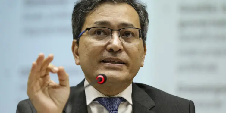 Receita Federal Anuncia Recorde Histórico de Restituições de Imposto de Renda no Último Dia de Entrega