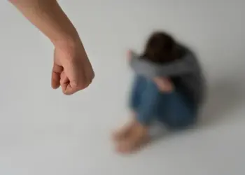 Violência doméstica, separação e feminicídio: quando o fim de um relacionamento precisa ser tratado como questão de proteção à vida - Foto: Freepik