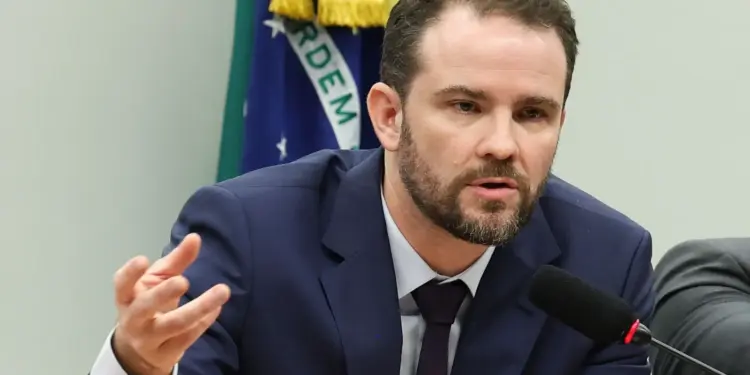 Pix Fora de Discussão com EUA, Afirma Governo; Críticas à Oposição Brasileira no Exterior - Foto: Reprodução